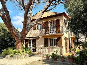 Vente maison 12 pièces 269 m² à La Croix-Valmer (83420)  1 155 000 €