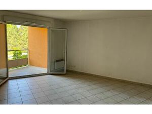 Location appartement  m² T-2 à Vinay  515 €