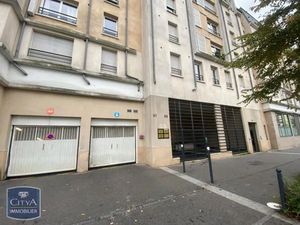 Parking à louer - Vitry-sur-Seine (94) - 70€