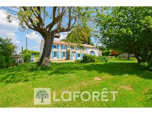 Maison T8 près de SAINT GENIS DE SAINTONGE à vendre