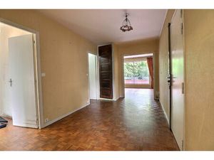 MAREIL MARLY - RESIDENCE LA ROSERAIE - appartement de 143.57m².