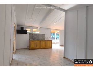 Location maison 4 pièces 93 m² à Saint-Louis (97450)  980 €