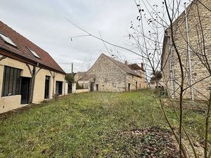 Vente maison 7 pièces 210 m² à Bazarnes (89460)  175 000 €