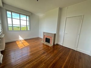 Vente appartement 4 pièces 78 m² à Allouis (18500)  87 920 €