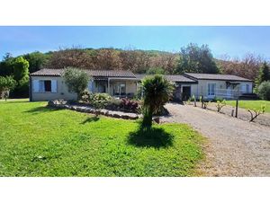 Vente maison 7 pièces 144 m² à Creysse (46600)  325 000 €