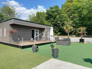 Local 4402 m² Buironfosse