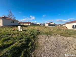 Terrains - Saint Nizier Le Désert