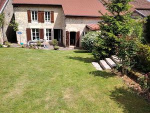 Maison 8 pièces 211 m²