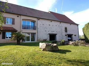 Propriété 7 pièces 221 m²