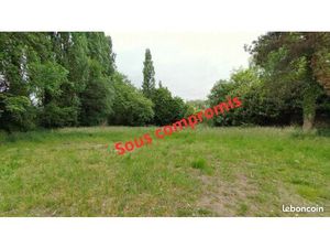 Terrain 2 017 m² Genech