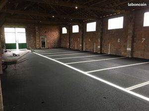 EMPLACEMENTS parking individuels pour voitures ou 4x4 à louer