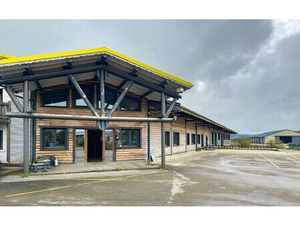 Vente local commercial 50 pièces