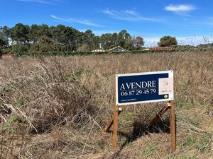 Achat Terrain 1 900m² YGOS ST SATURNIN 40110