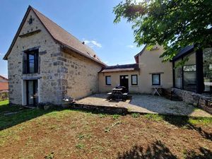 Vente maison 6 pièces 192 m² à Saujac (12260)  400 140 €