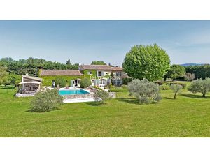 Vente maison 7 pièces 240 m² à Robion (84440)  2 100 000 €