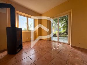 Vente appartement 4 pièces 62.62 m² à Oloron-Sainte-Marie (64400)  85 000 €