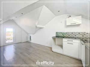 Vente appartement 2 pièces 30 m² à Fontenay-Trésigny (77610)  150 000 €