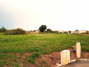 Brens/Gaillac Terrain constructible viabilisé de 996m2