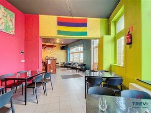 SOUS OPTION Beau commerce de restauration avec belle cuisine