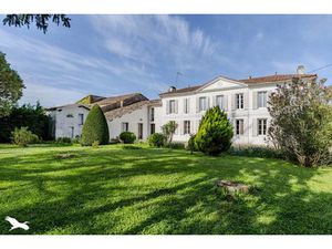 Vente maison 9 pièces 277 m² à Branne (33420)  317 700 €