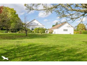 Vente maison 8 pièces 362 m² à Lourdoueix-Saint-Pierre (23360)  369 250 €