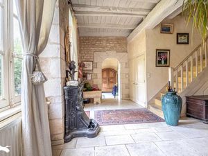 Vente maison 8 pièces 264 m² à Montroy (17220)  649 140 €