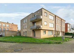 Ruim 3-slaapkamerappartement met terras en garage in het centrum van Wommelgem!