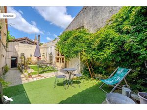 Vente immeuble à Lesparre-Médoc (33340)  388 000 €