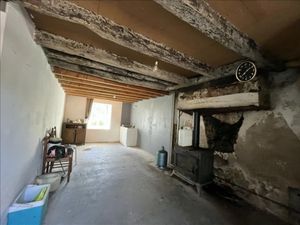 Vente maison 2 pièces 40 m² à Confolens (16500)  18 000 €