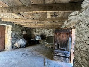 Vente maison 1 pièce 64 m² à Flagnac (12300)  28 700 €