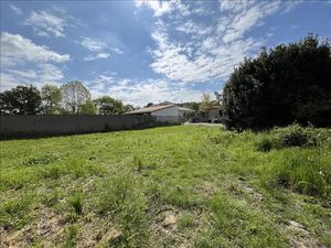 Vente maison 2 pièces à Saint-Mard (17700)  29 900 €