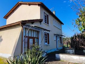 Vente maison 6 pièces 121 m² à Boscamnant (17360)  118 800 €