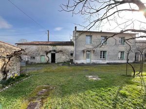 Vente maison 6 pièces 166 m² à Courant (17330)  120 000 €