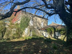 Vente maison 8 pièces 154 m² à Brie (16590)  145 800 €