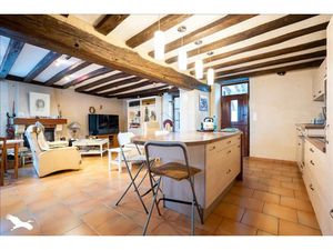 Vente maison 5 pièces 195 m² à Sainte-Catherine-de-Fierbois (37800)  273 480 €