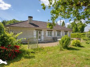 Vente maison 5 pièces 107 m² à Vitrac (24200)  246 000 €