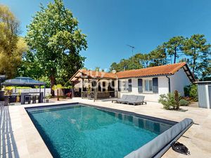 Villa au bourg de Labenne avec piscine chauffée en fond d'impasse
