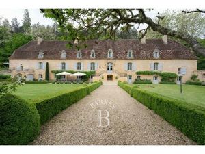 Château à vendre à Montignac
