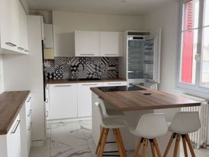 Location appartement 3 pièces 57 m² à Nantes (44300)