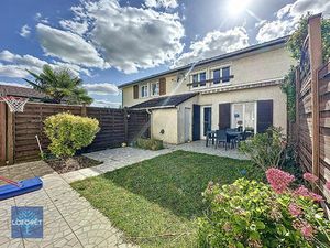 Maison Le Plessis Pate 5 pièce(s) 85.41 m2