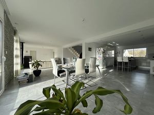 Vente villa 8 pièces 229 m² à Guignemicourt (80540)  450 000 €