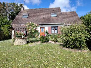 Pavillon spacieux à vendre à Chéroy - 4 chambres  jardin et garage