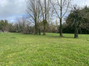 Vente terrain 438 m² à Quetigny (21800)  160 000 €