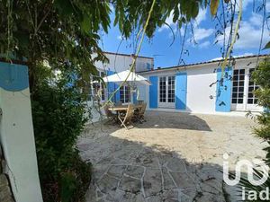Vente Maison à La Brée-les-Bains (17840) : à vendre / 141m² La Brée-les-Bains
