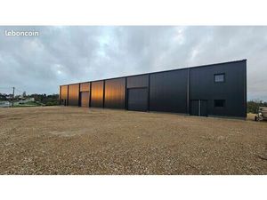 Entrepôt 551 m² QUIMPER