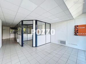 Local commercial 107 m²