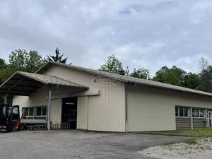 Local 670 m² Mont-Saxonnex