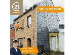 SOUS OPTION - Maison 2 chambres bien située avec garage et j