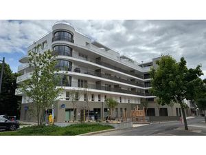 Local commercial neuf - St GENIS POUILLY CENTRE