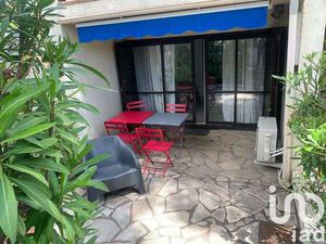 Vente Appartement T1 Piscine à Roquebrune-sur-Argens (83380) : à vendre T1 Piscine / 25m² 